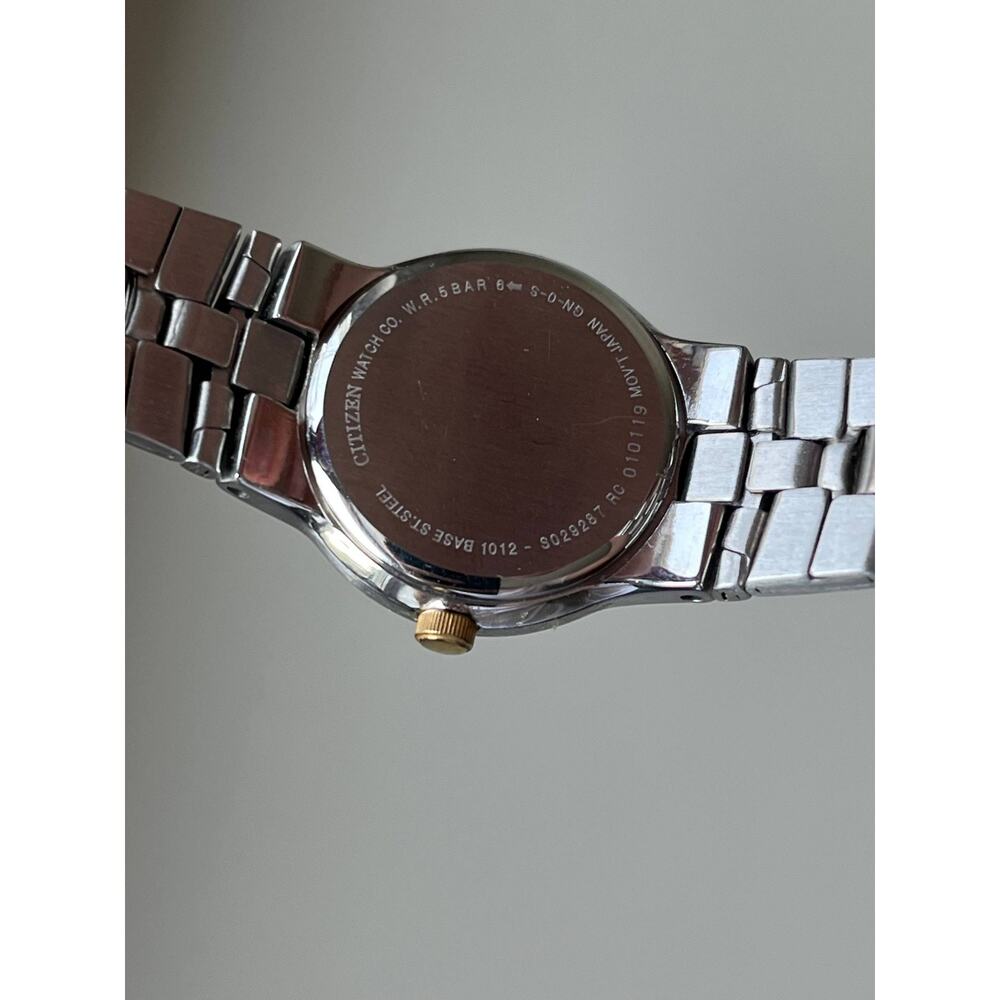 Citizen Women’s Y2K Quartz Watch White Dial Date Two Tone Gold Silver Retro 8" - Picture 12 of 15